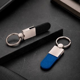 Chaveiro Metal com PU Chaveiro Metal com PU